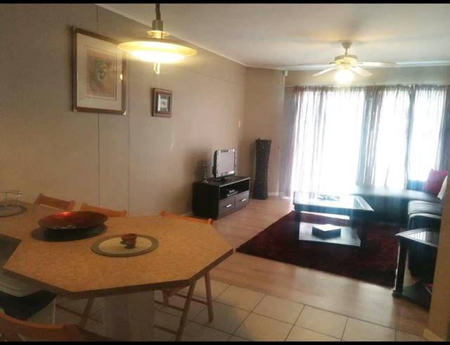 2 BEDROOM APARTMENT RENTED IN HUMEWOOD
